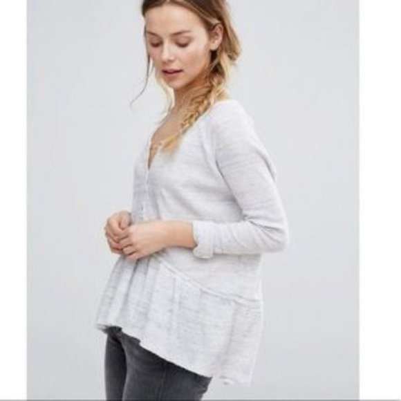 Free People We The Free| Henley flowy| XS| Women tops| long sleeve |peplum Gray. - Picture 5 of 6